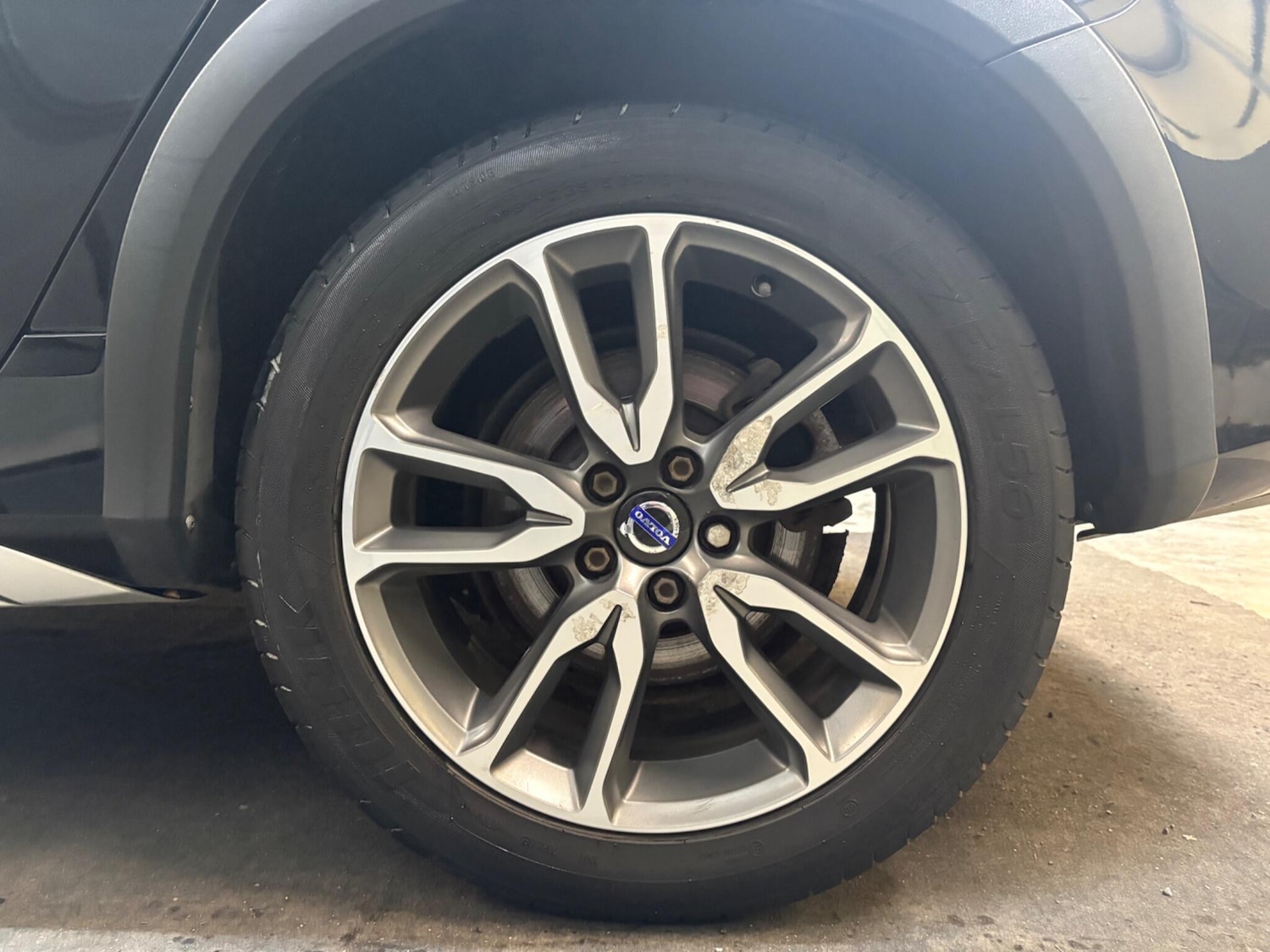 Used Volvo V60 2016 for sale - 78204077: Photo 43