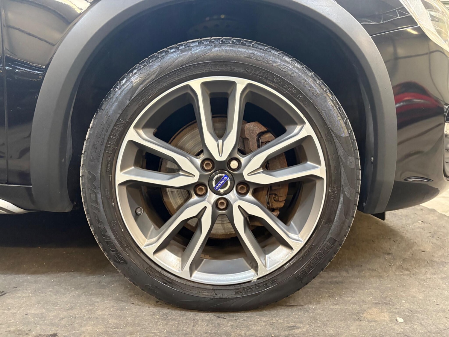 Used Volvo V60 2016 for sale - 78204077: Photo 45