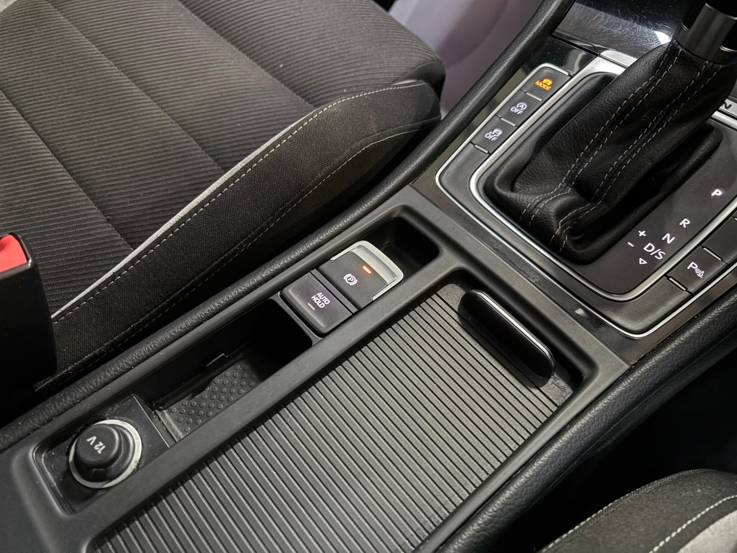 Used Volkswagen Golf for sale - 77412360: Photo 26