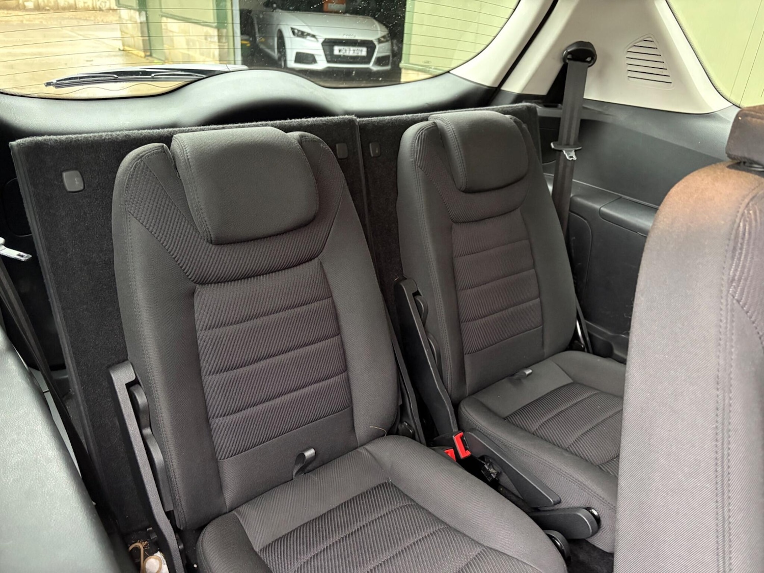 Used Ford S-Max 2014 for sale - 77174477: Photo 11