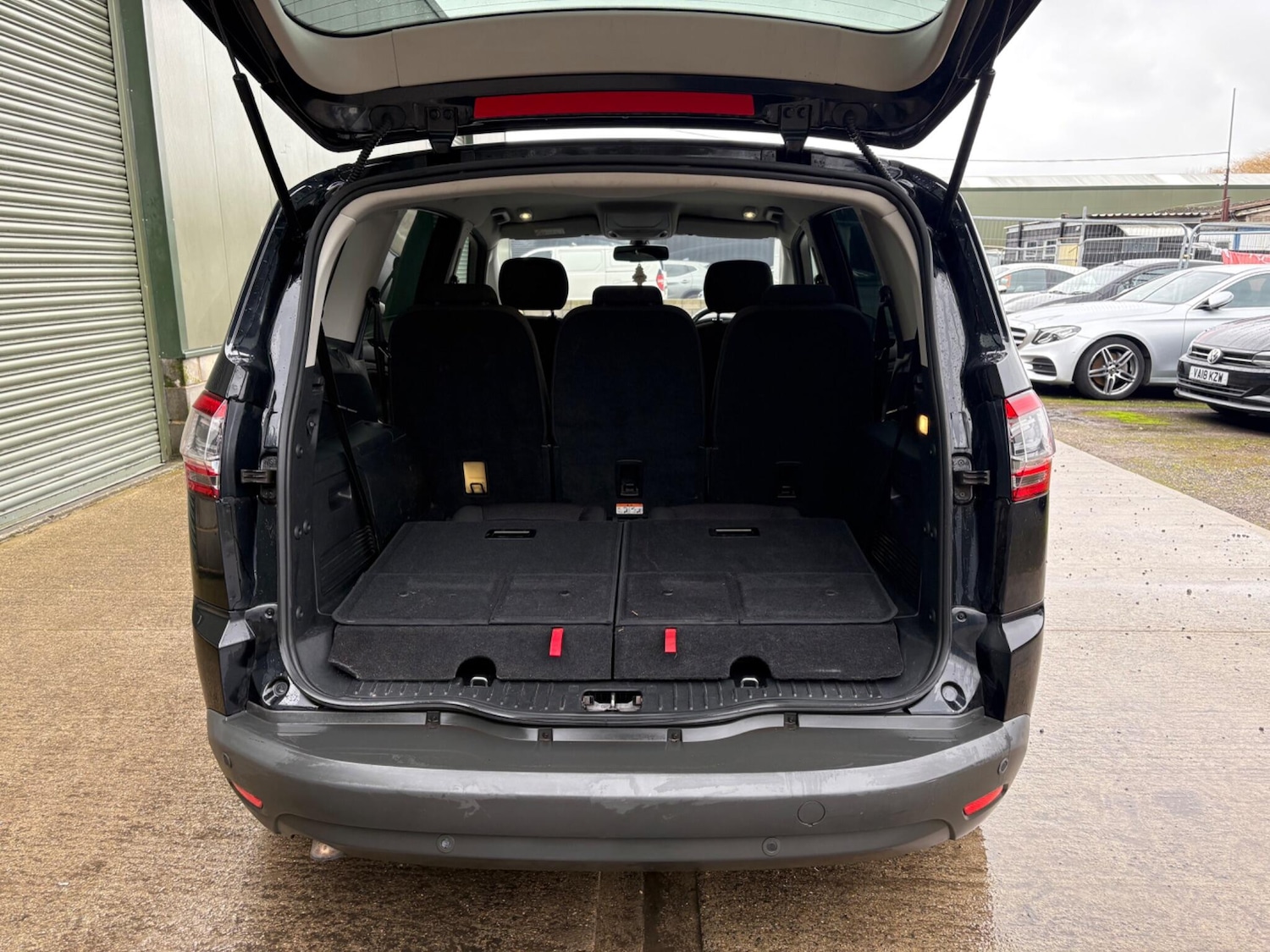 Used Ford S-Max 2014 for sale - 77174477: Photo 18