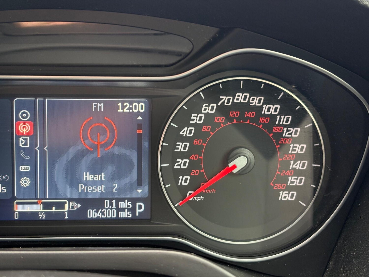 Used Ford S-Max 2014 for sale - 77174477: Photo 32