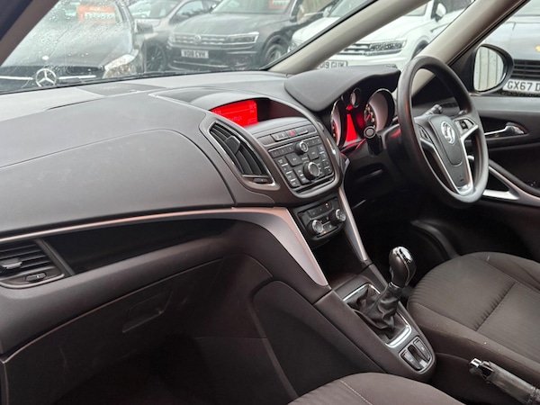 Used Vauxhall Zafira Tourer 2014 for sale - 76260130: Photo 11