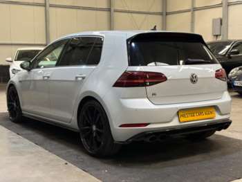 Used Volkswagen Golf 2018 for sale - 74898955: Photo