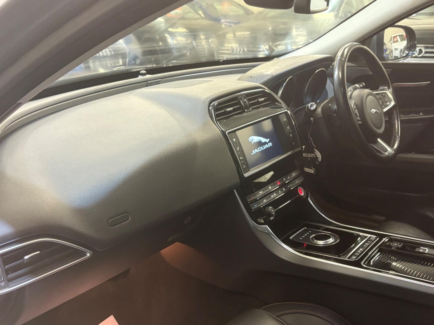 Used Jaguar XE 2018 for sale - 77029606: Photo 11