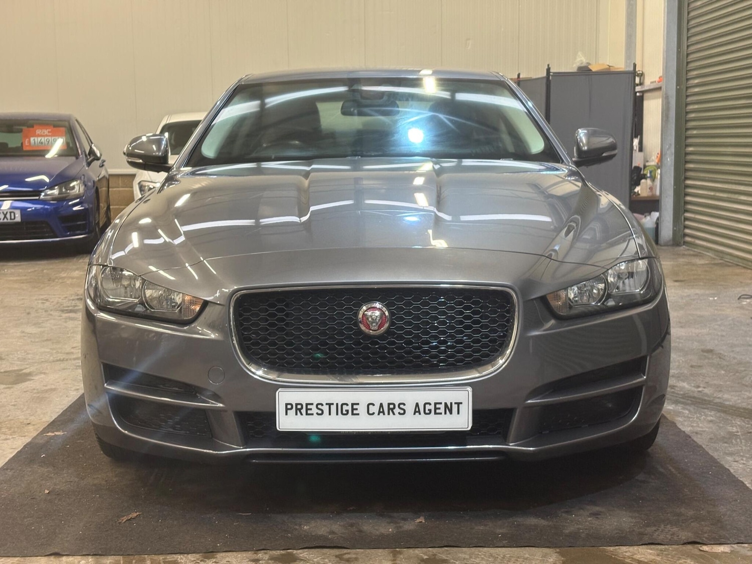 Used Jaguar XE 2018 for sale - 77029606: Photo 2