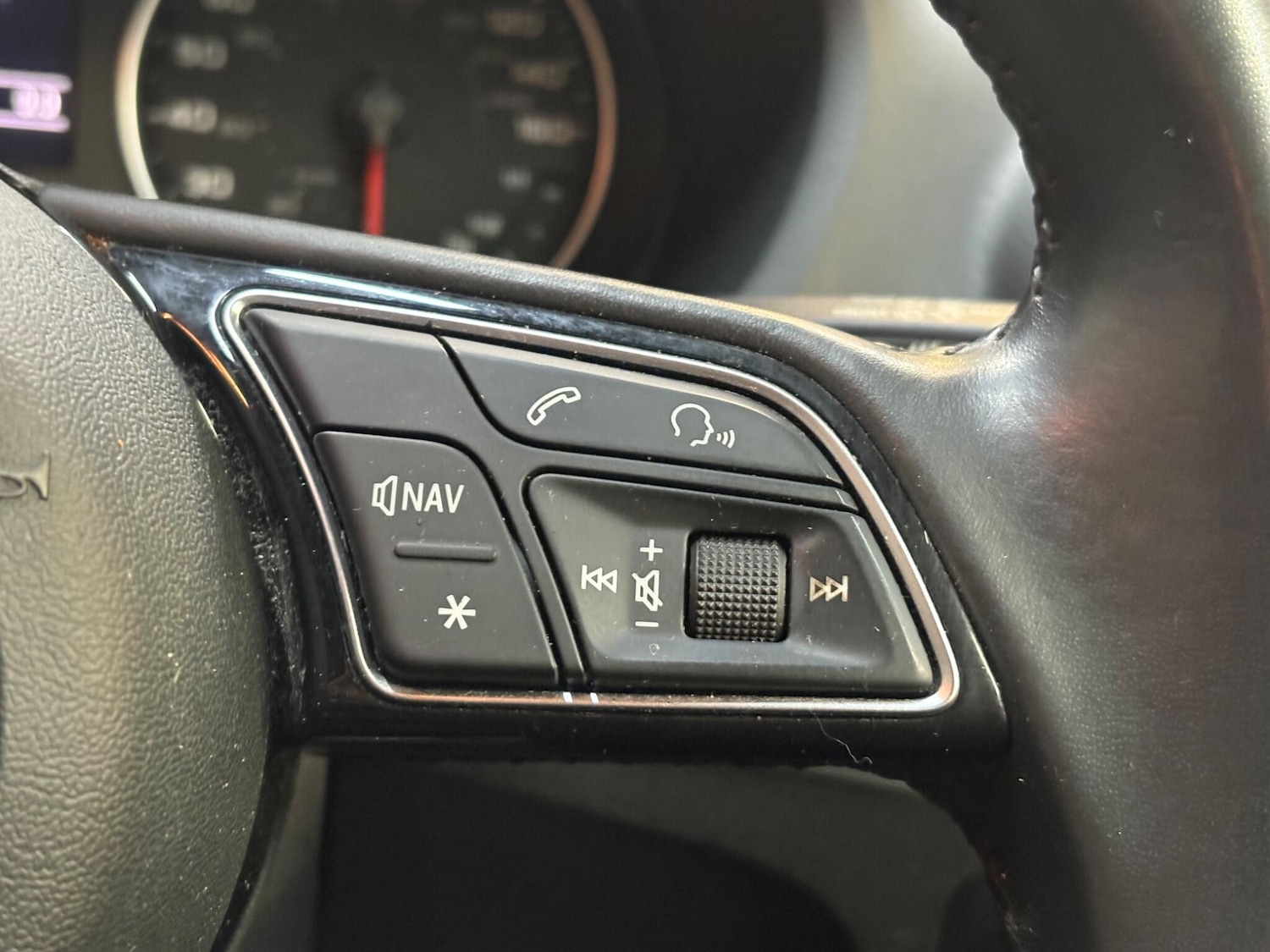 Used Audi Q2 2018 for sale - 77978049: Photo 15