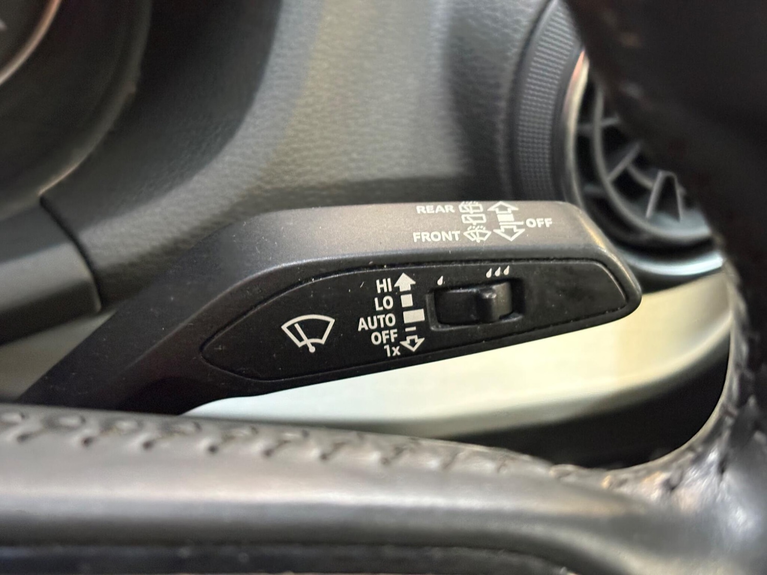 Used Audi Q2 2018 for sale - 77978049: Photo 17