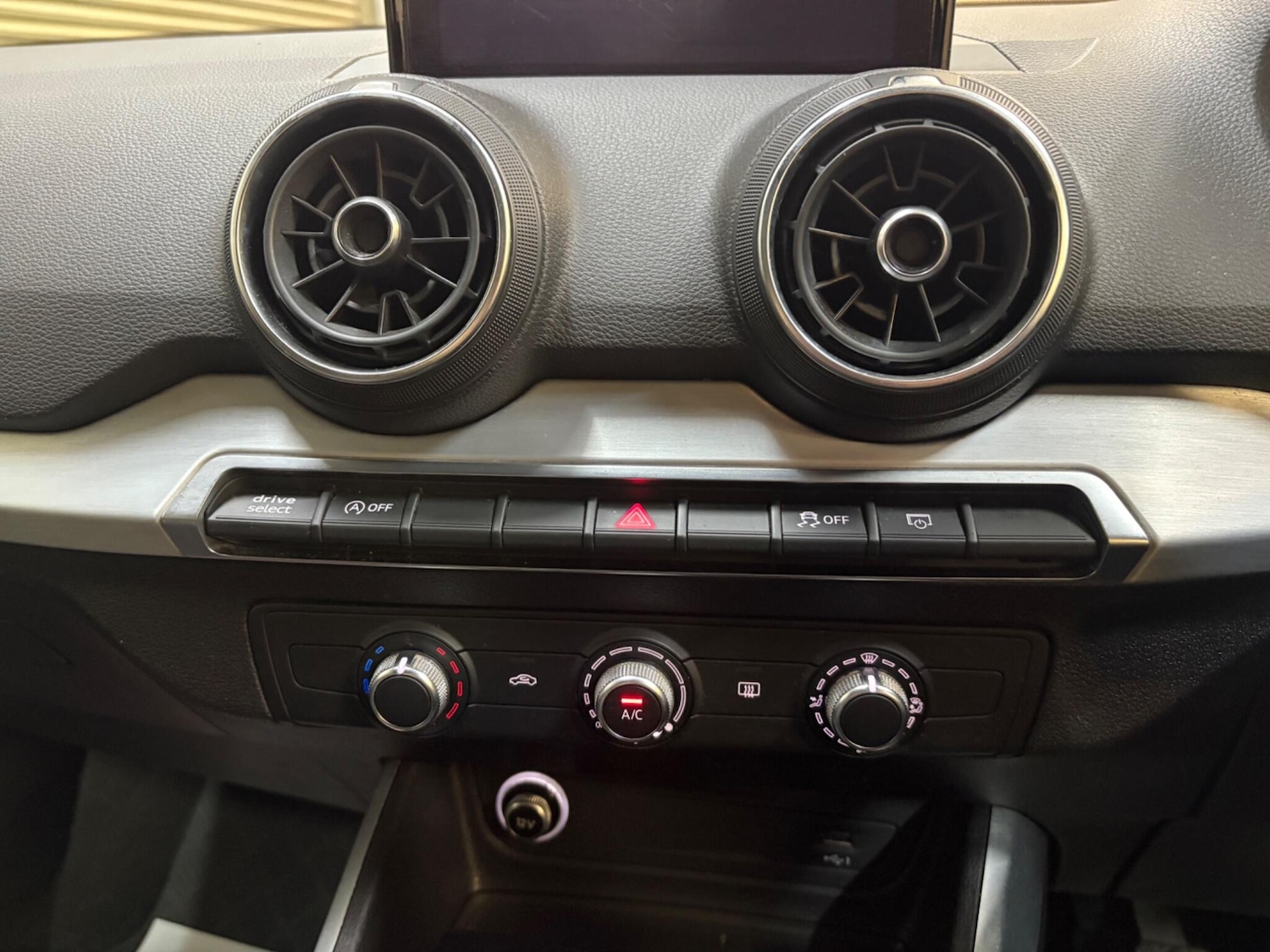 Used Audi Q2 2018 for sale - 77978049: Photo 23