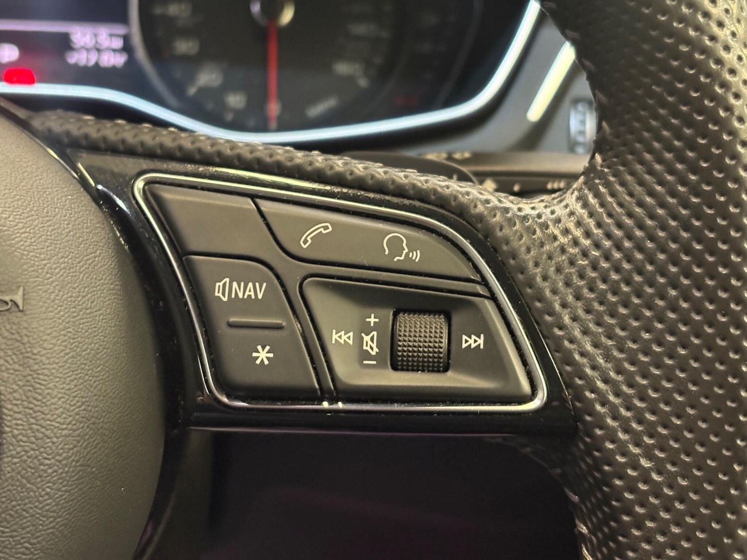 Used Audi A4 2019 for sale - 76370278: Photo 19