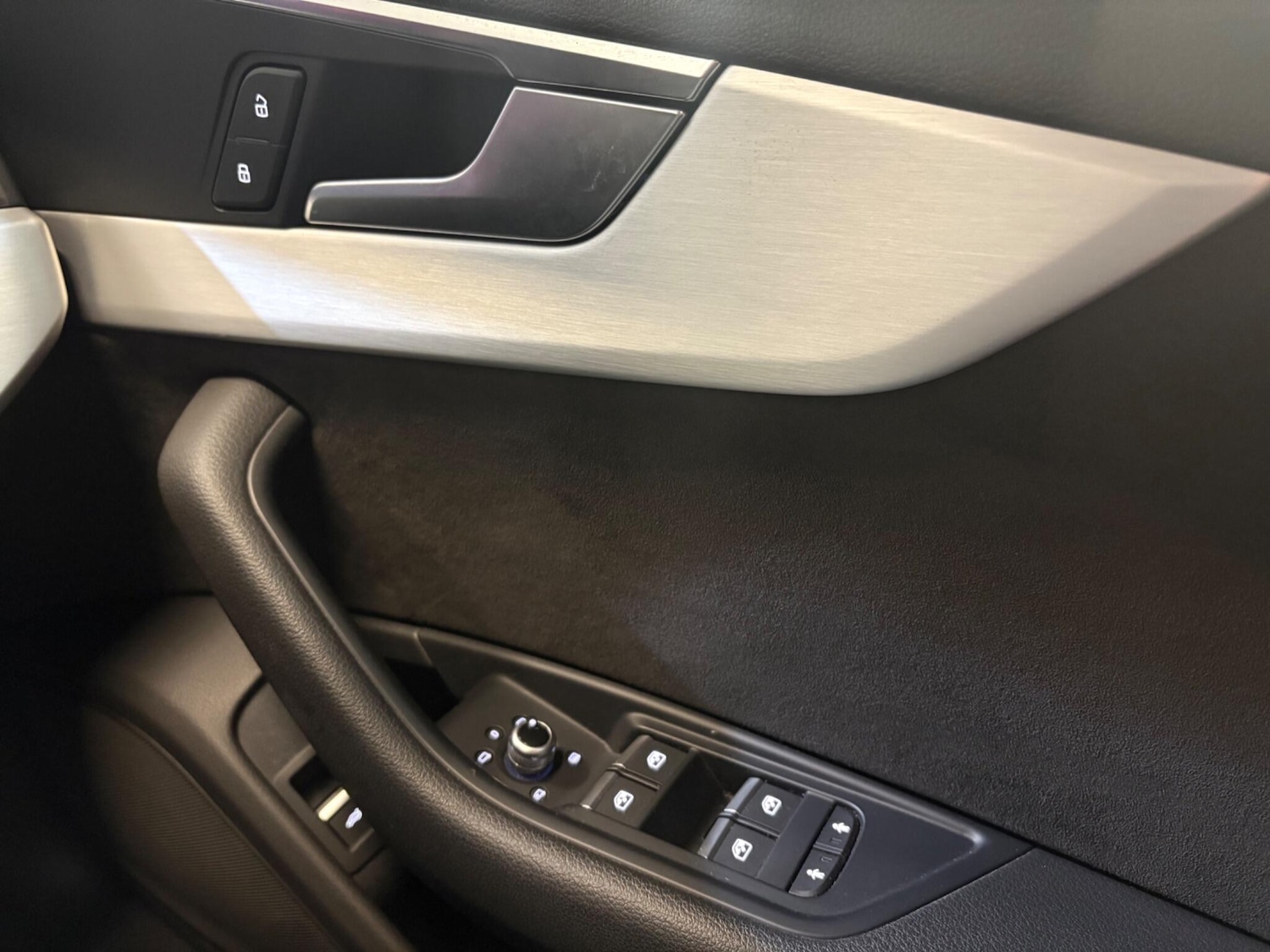 Used Audi A4 2019 for sale - 76370278: Photo 25
