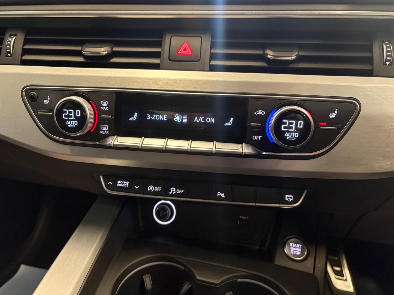 Used Audi A4 2019 for sale - 76370278: Photo 28