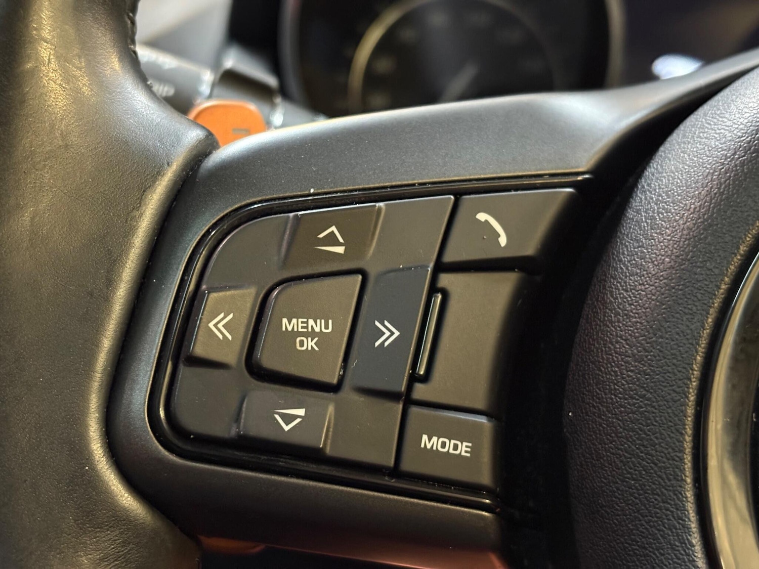 Used Jaguar F-Type 2015 for sale - 77598328: Photo 13