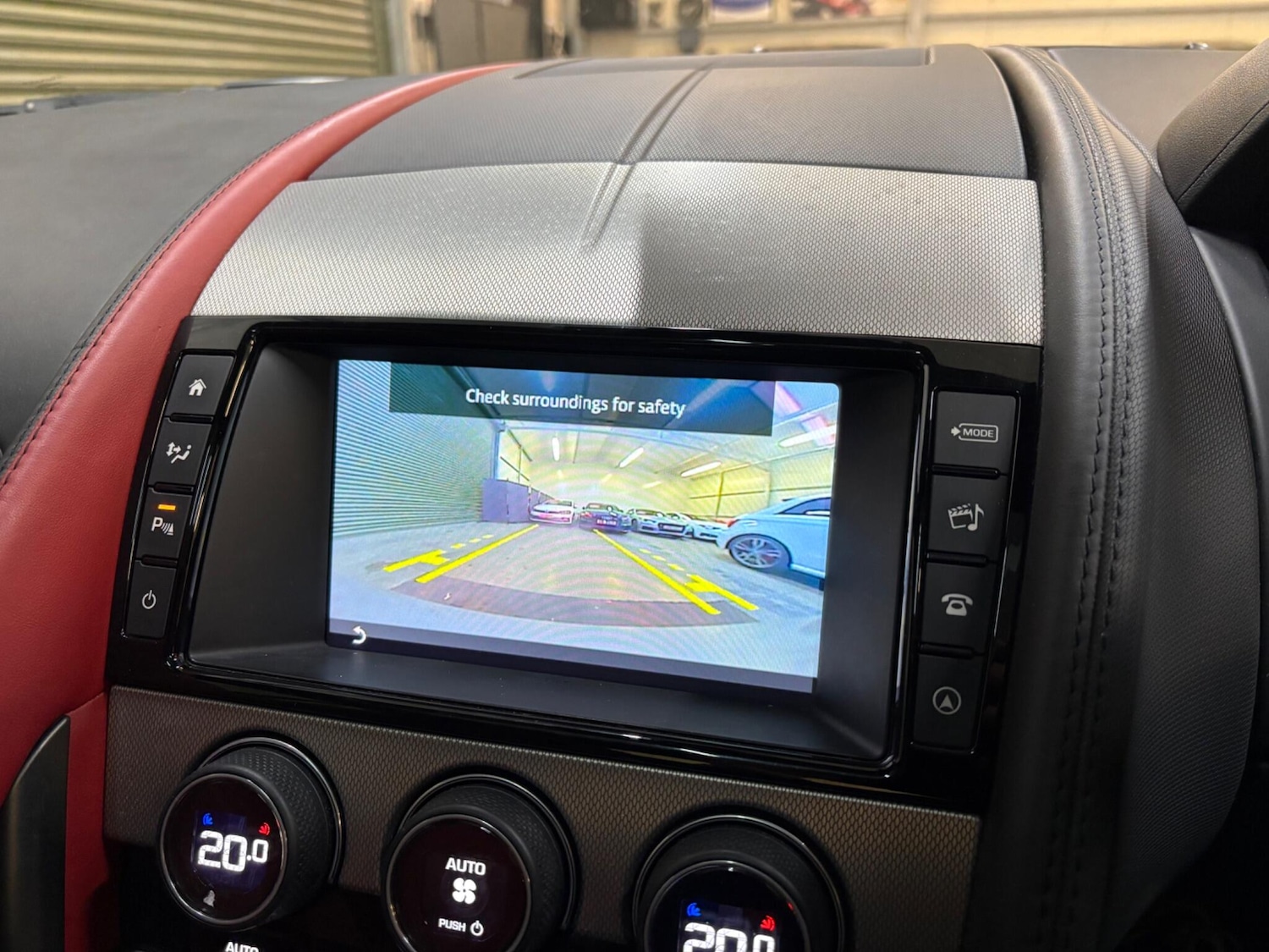 Used Jaguar F-Type 2015 for sale - 77598328: Photo 24