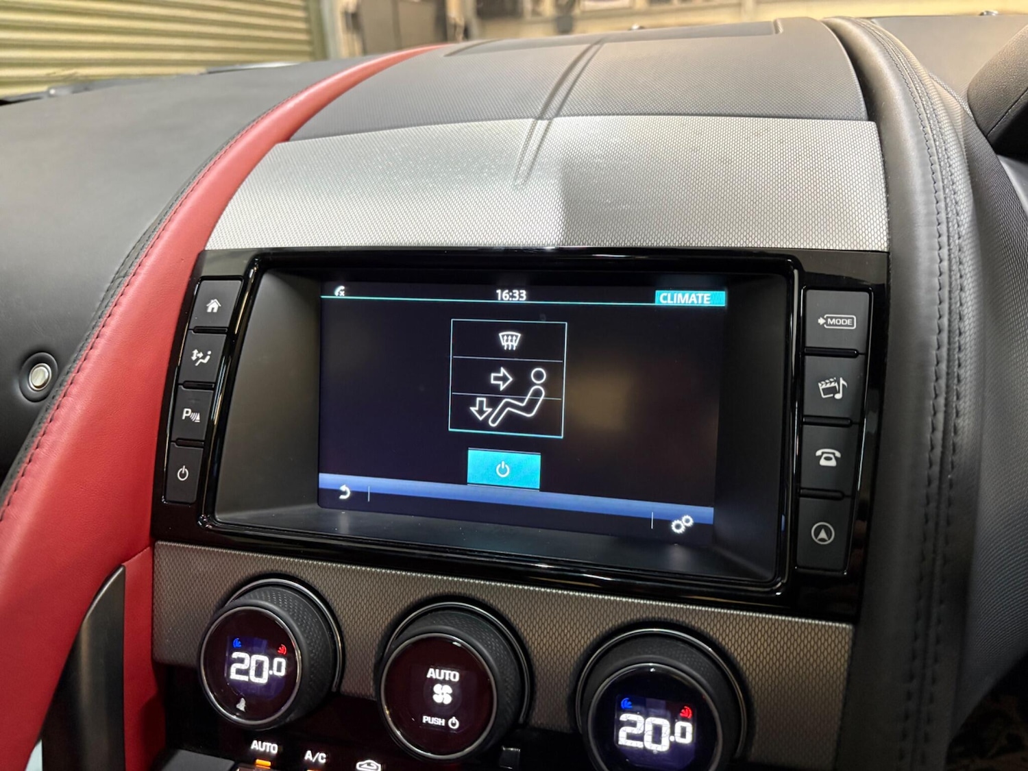 Used Jaguar F-Type 2015 for sale - 77598328: Photo 25