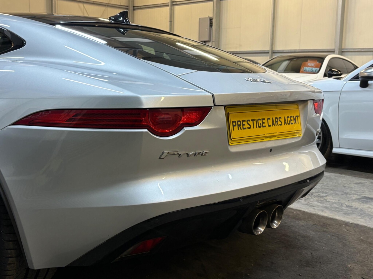 Used Jaguar F-Type 2015 for sale - 77598328: Photo 32