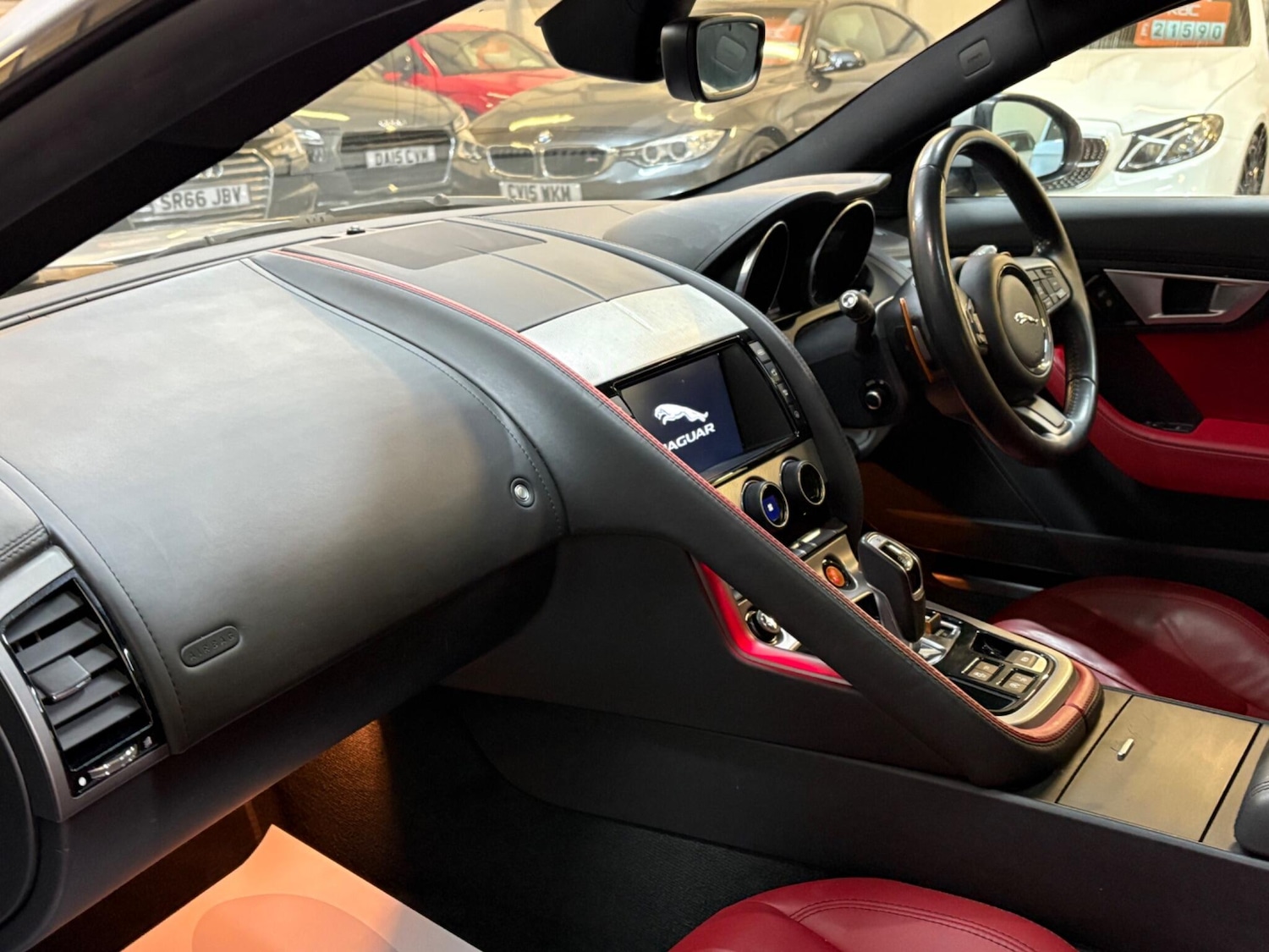 Used Jaguar F-Type 2015 for sale - 77598328: Photo 9