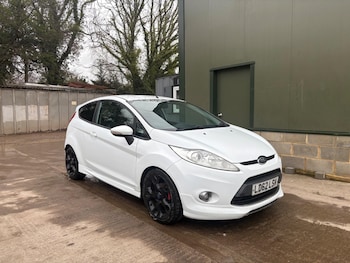 Used Ford Fiesta 2012 for sale - 77637377: Photo