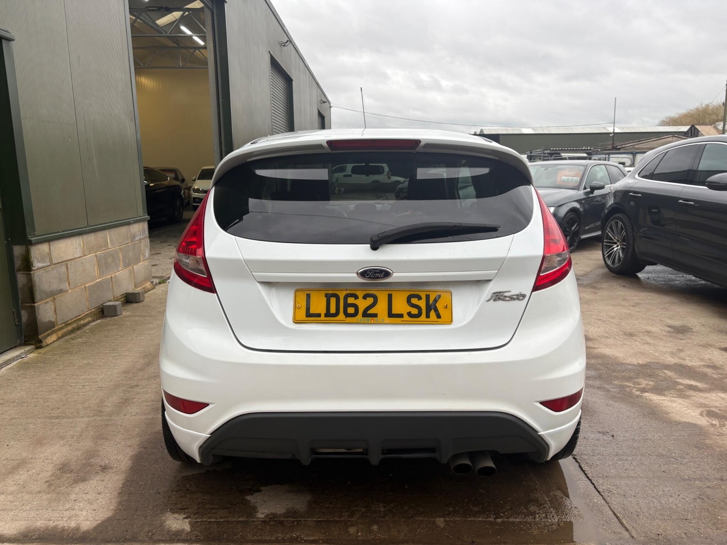 Used Ford Fiesta 2012 for sale - 77637377: Photo 5