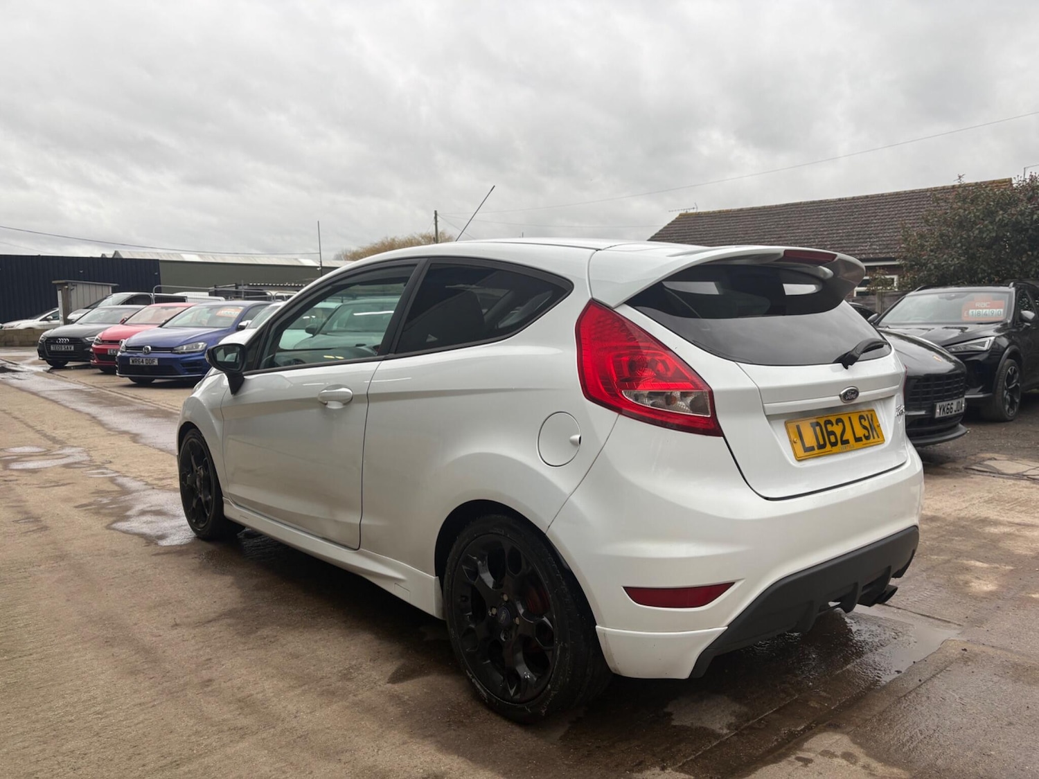 Used Ford Fiesta 2012 for sale - 77637377: Photo 6