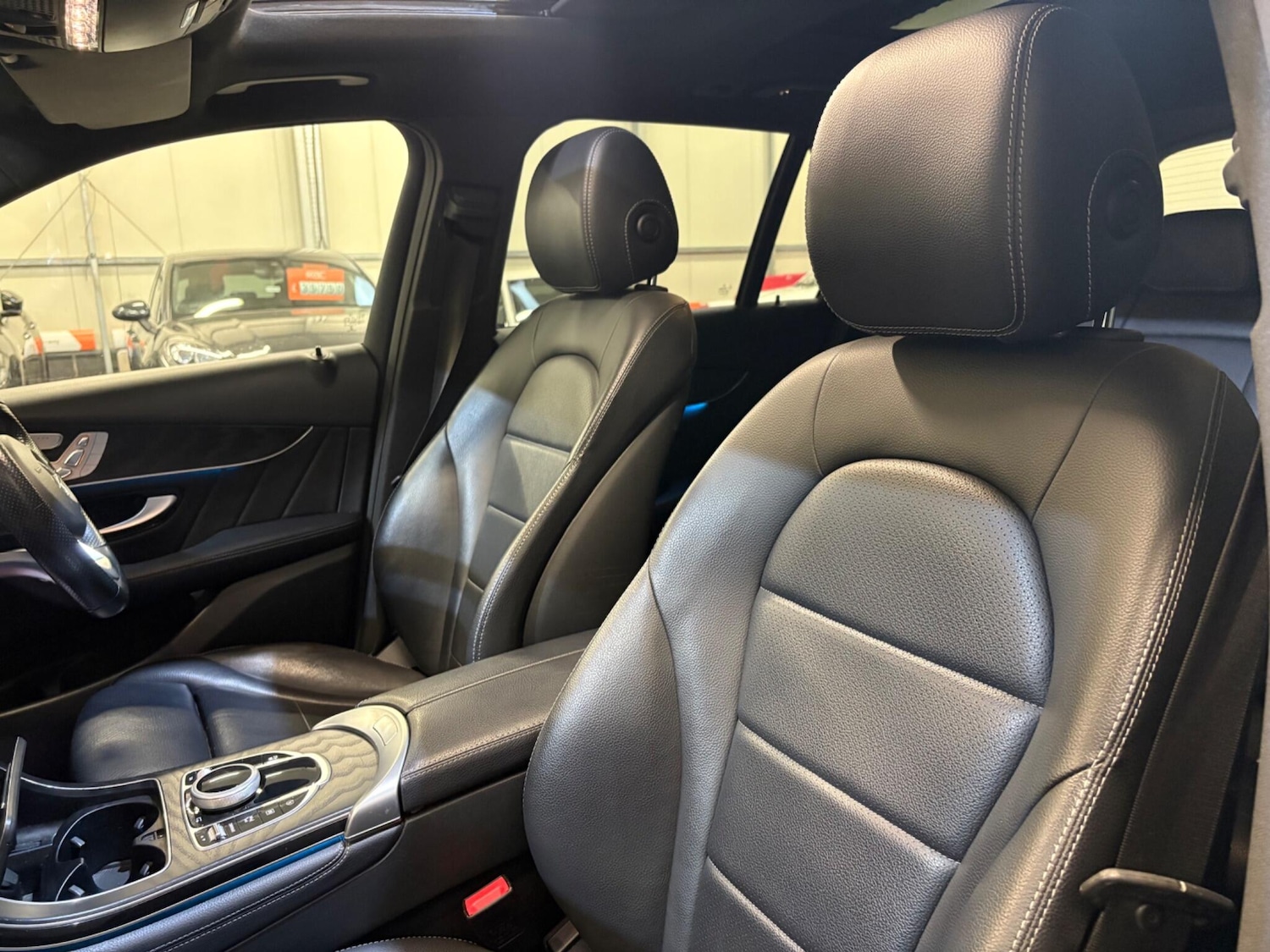 Used Mercedes-Benz GLC 2018 for sale - 76377201: Photo 12