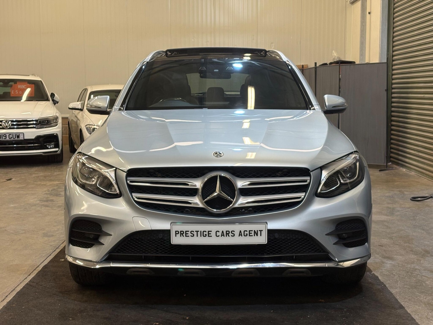 Used Mercedes-Benz GLC 2018 for sale - 76377201: Photo 2