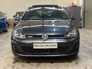 Used Volkswagen Golf 2017 for sale - 79756303: Photo
