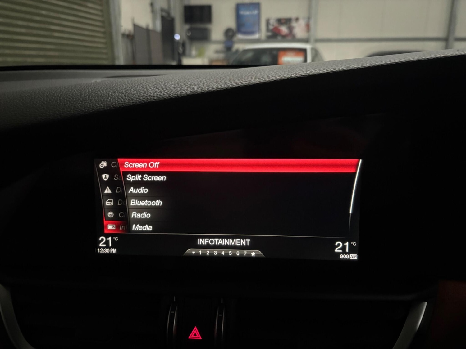 Used Alfa Romeo Giulia 2016 for sale - 76446508: Photo 36