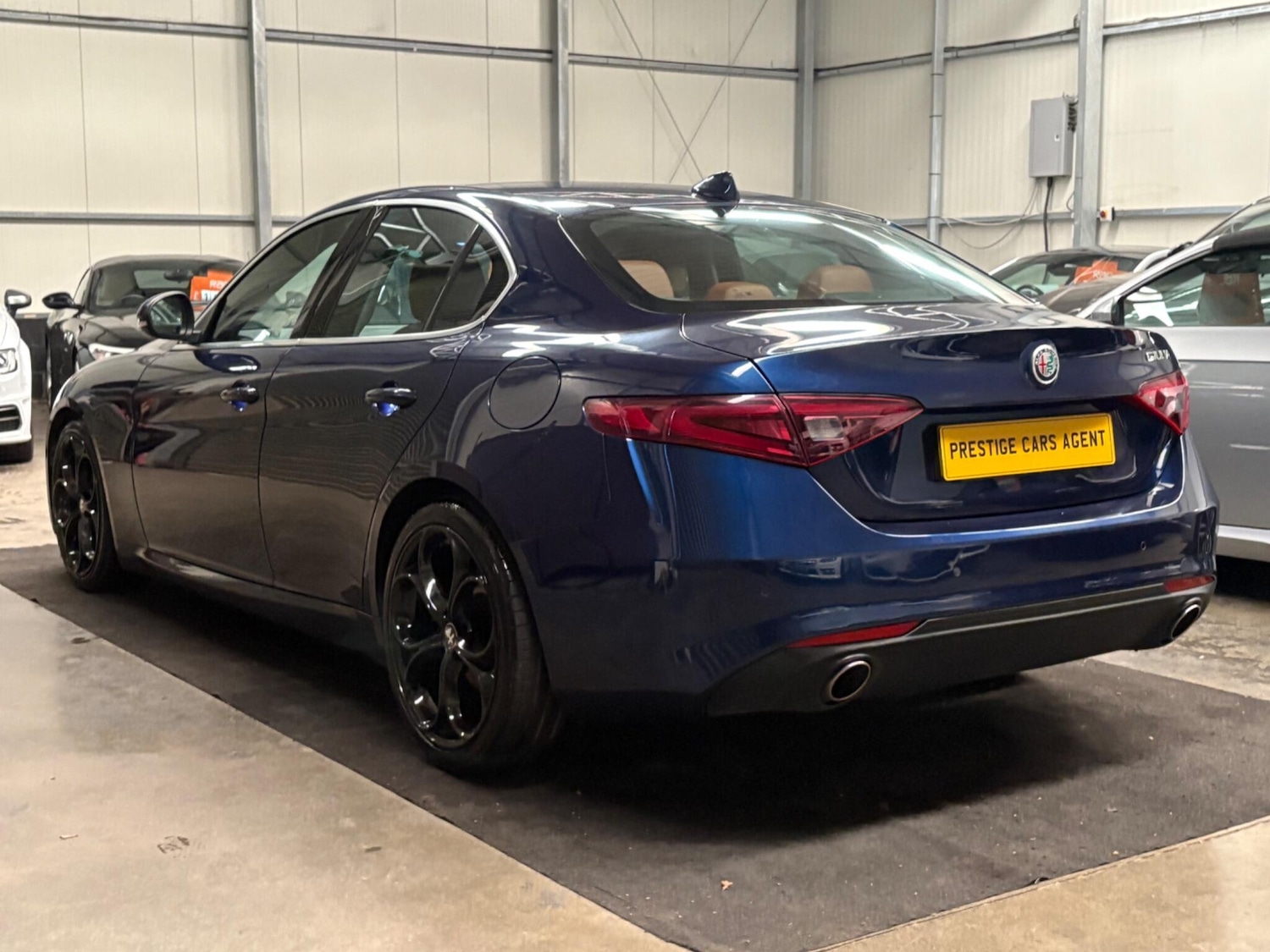 Used Alfa Romeo Giulia 2016 for sale - 76446508: Photo 4