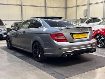 Used Mercedes-Benz C Class 2013 for sale - 79132529: Photo