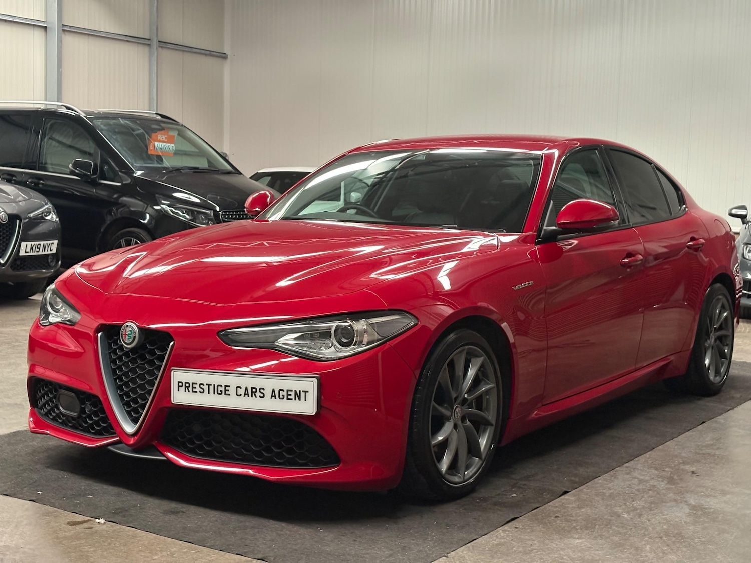 Used Alfa Romeo Giulia 2017 for sale - 76199948: Photo 3