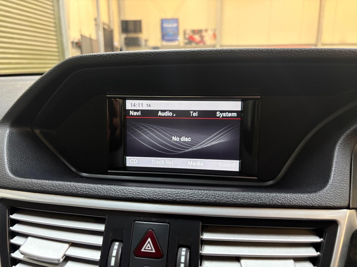 Used Mercedes-Benz E Class 2013 for sale - 77882758: Photo 29