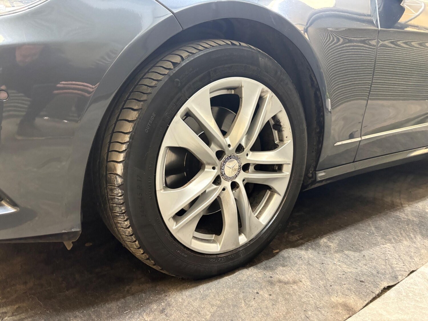 Used Mercedes-Benz E Class 2013 for sale - 77882758: Photo 37