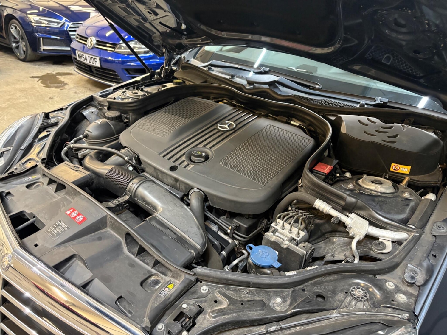 Used Mercedes-Benz E Class 2013 for sale - 77882758: Photo 44