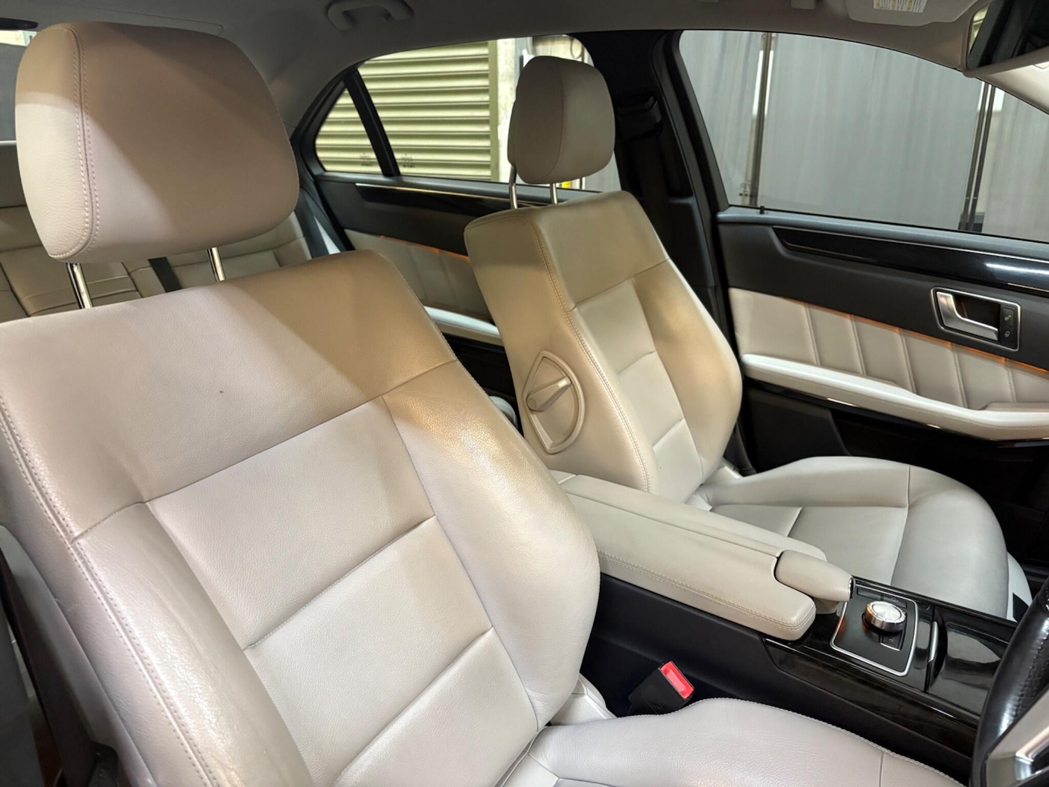 Used Mercedes-Benz E Class 2013 for sale - 77882758: Photo 8