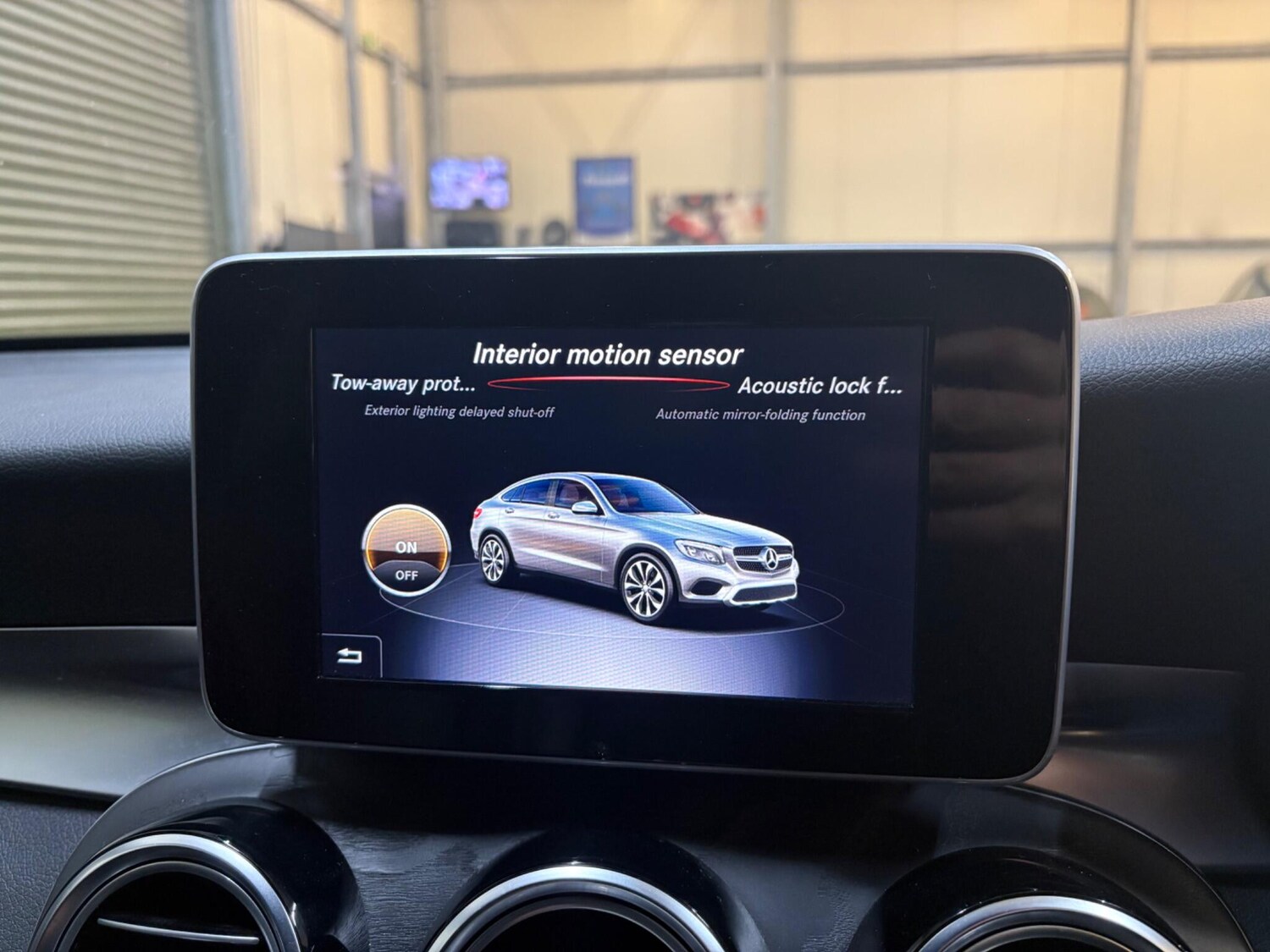 Used Mercedes-Benz GLC 2018 for sale - 77469096: Photo 41