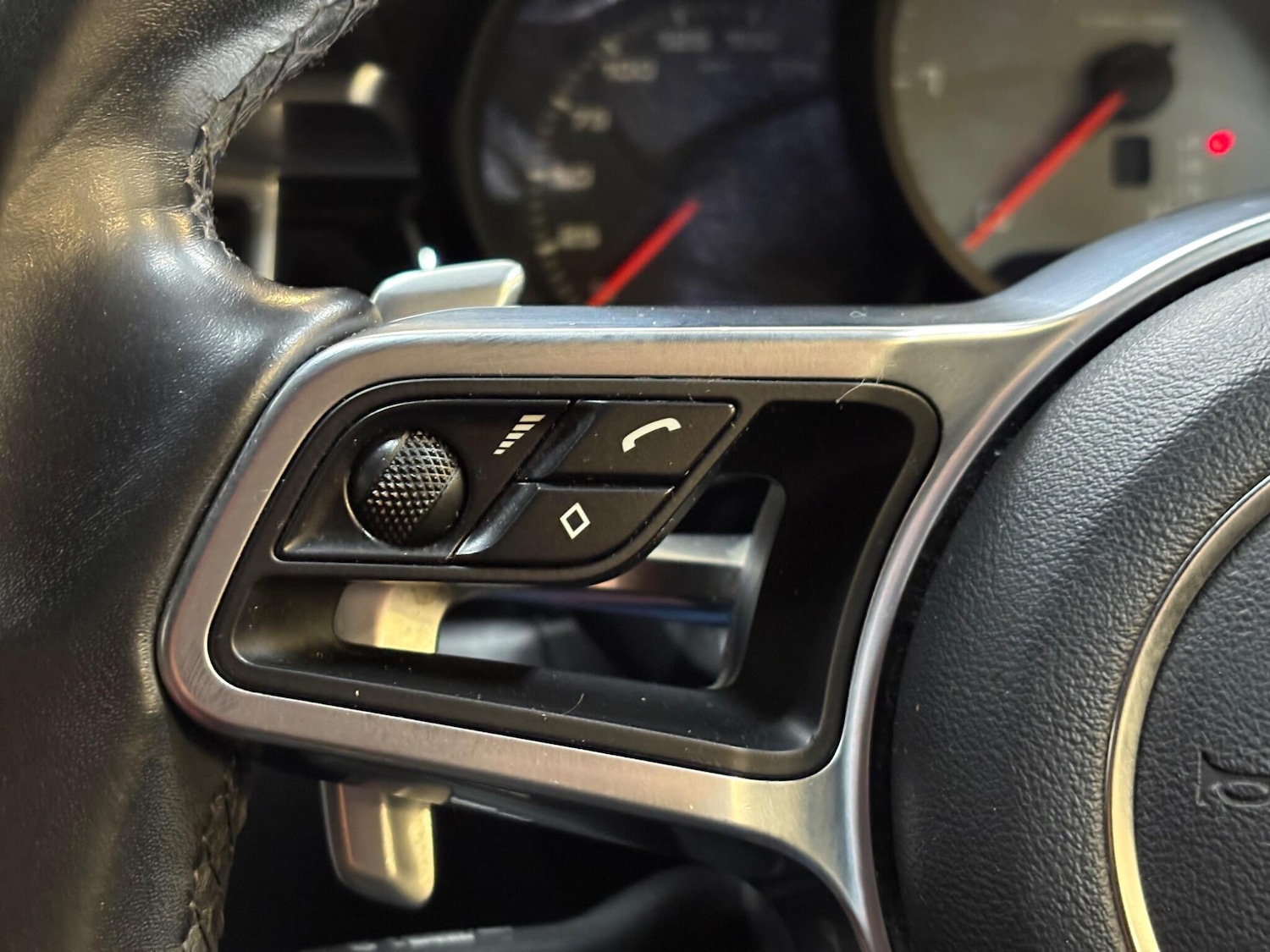 Used Porsche Macan 2016 for sale - 77598956: Photo 15