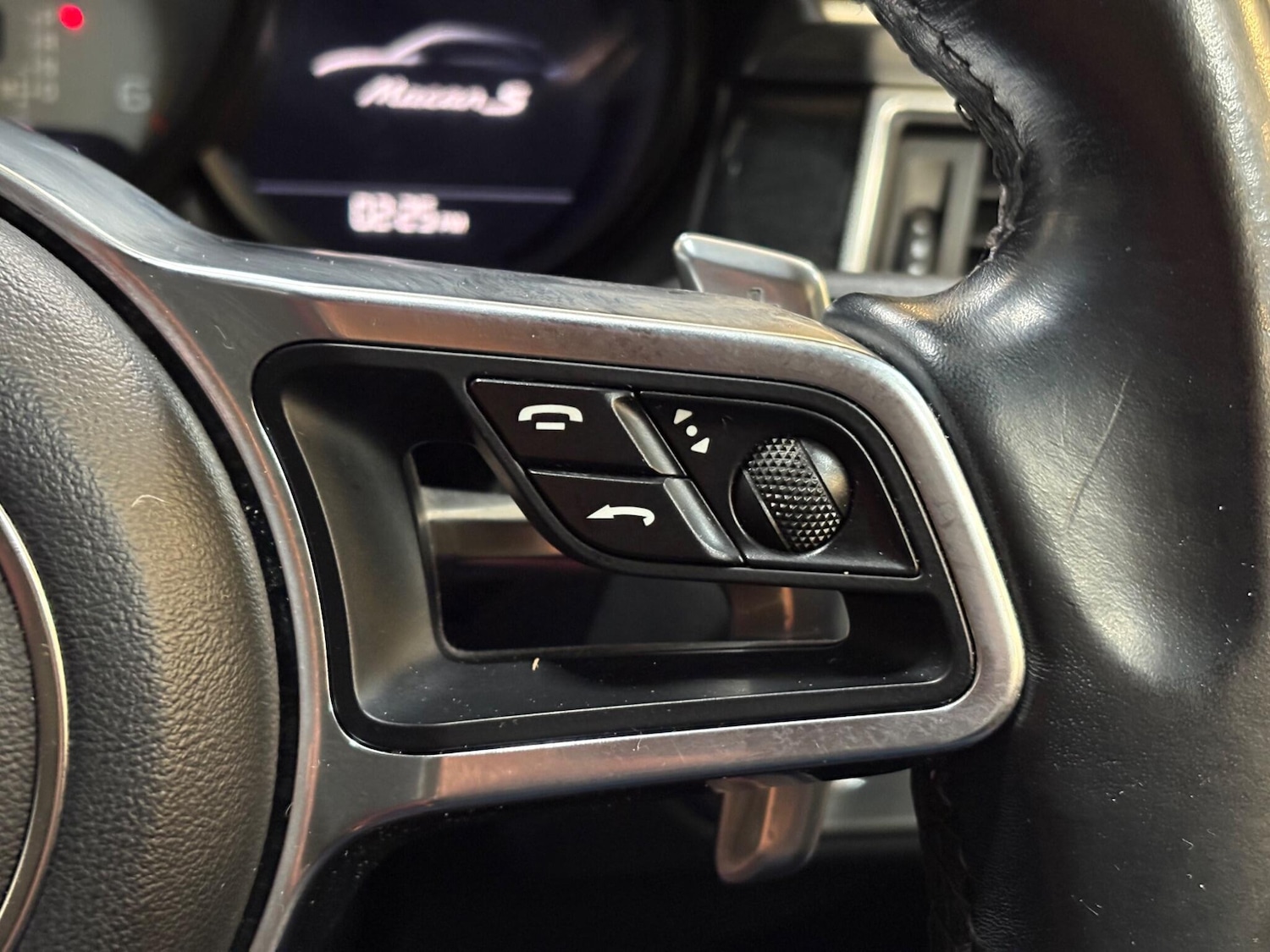 Used Porsche Macan 2016 for sale - 77598956: Photo 16