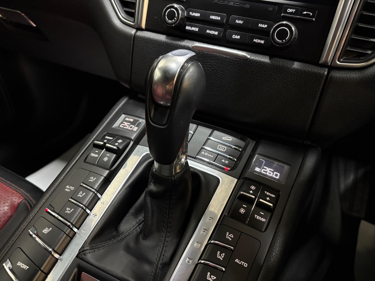 Used Porsche Macan 2016 for sale - 77598956: Photo 26