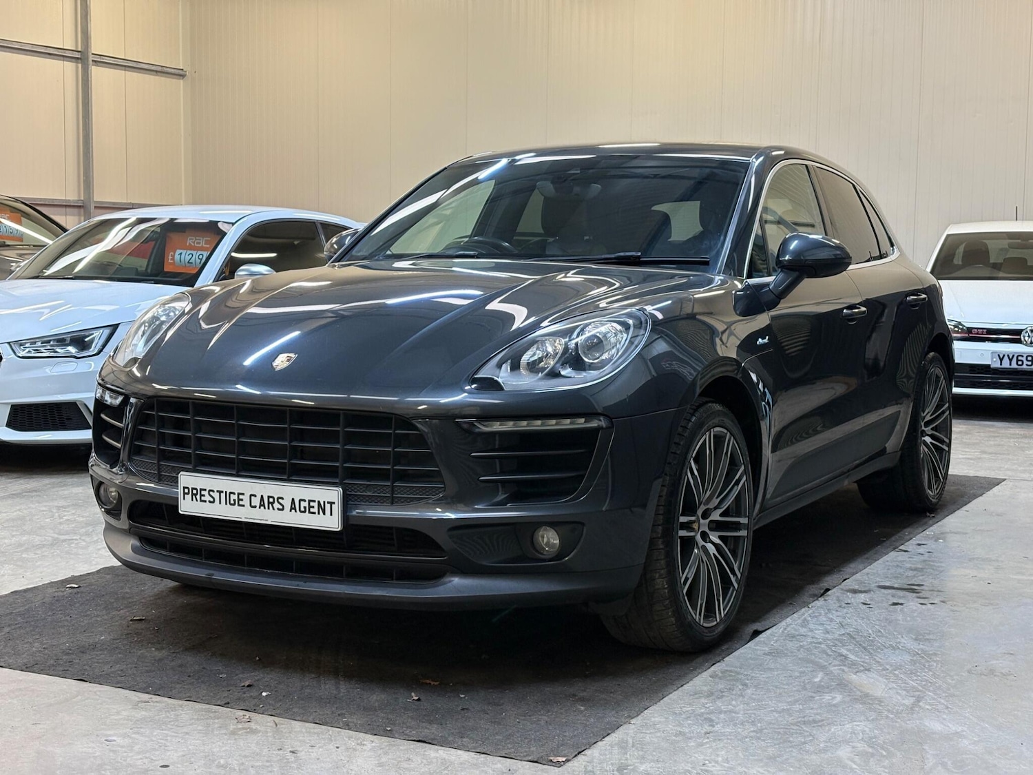 Used Porsche Macan 2016 for sale - 77598956: Photo 3
