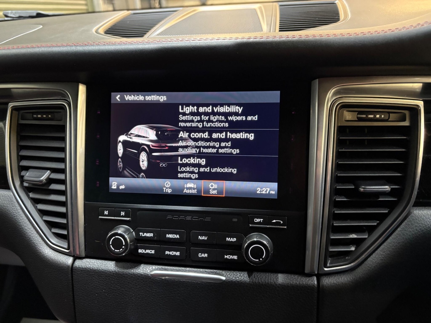 Used Porsche Macan 2016 for sale - 77598956: Photo 35