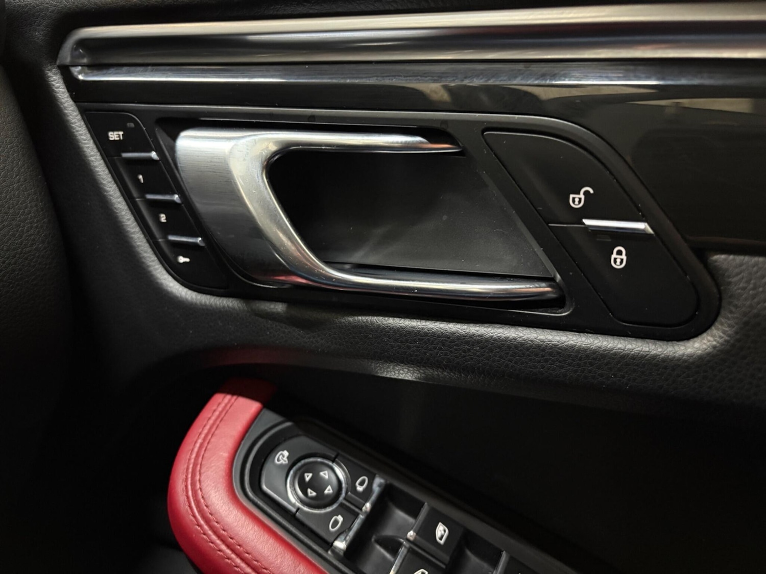 Used Porsche Macan 2016 for sale - 77598956: Photo 40