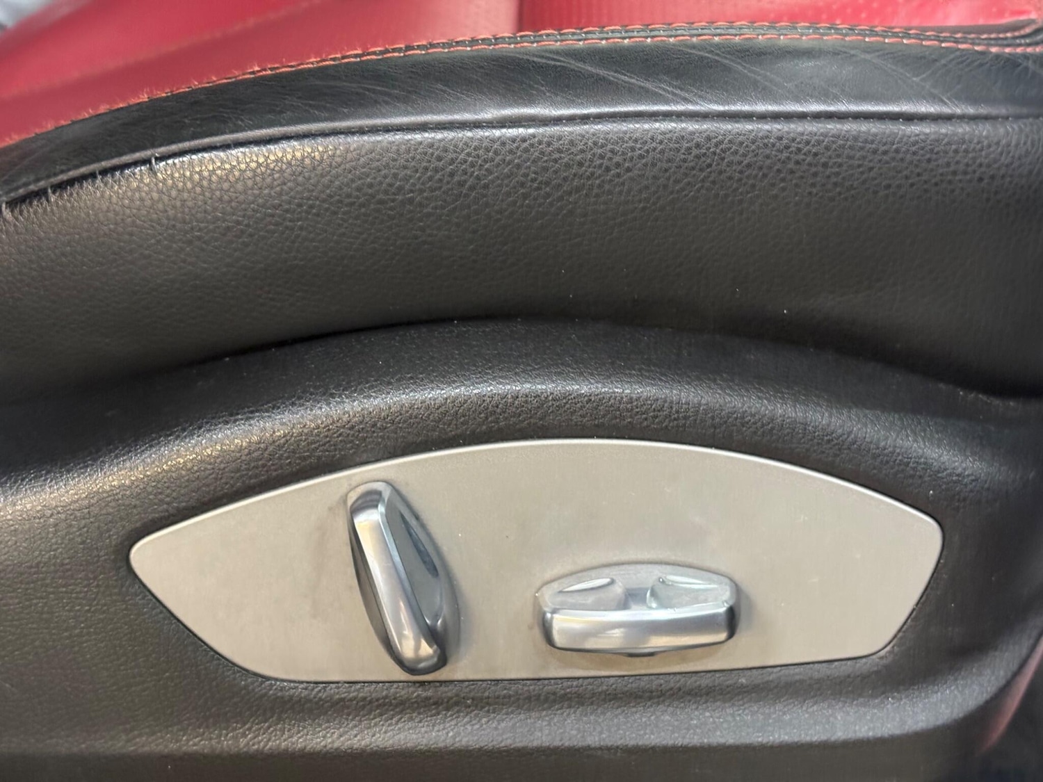 Used Porsche Macan 2016 for sale - 77598956: Photo 42