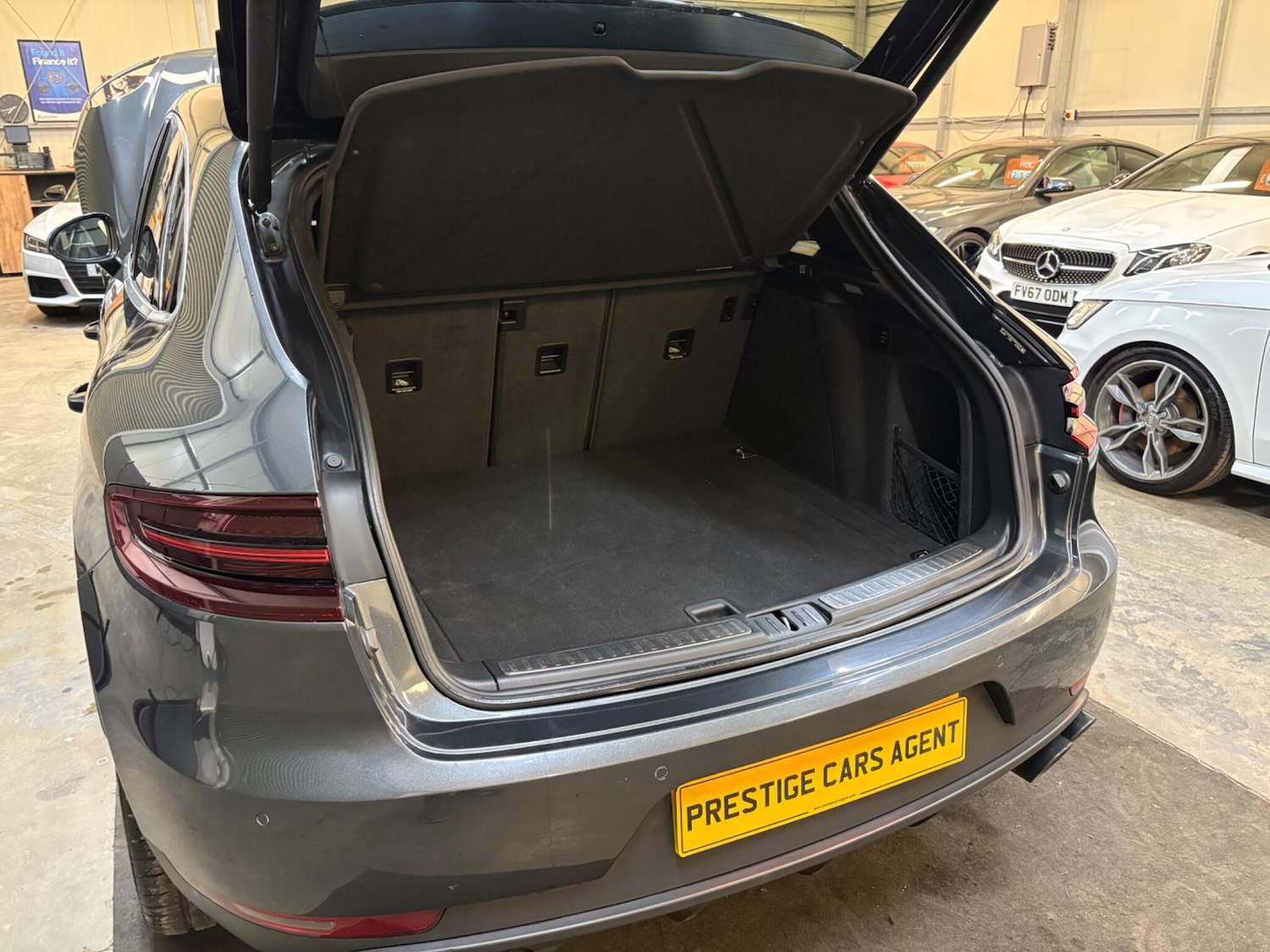 Used Porsche Macan 2016 for sale - 77598956: Photo 47