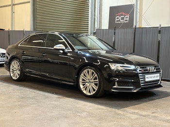 2018 (18) - S4 Quattro 4dr Tip Tronic