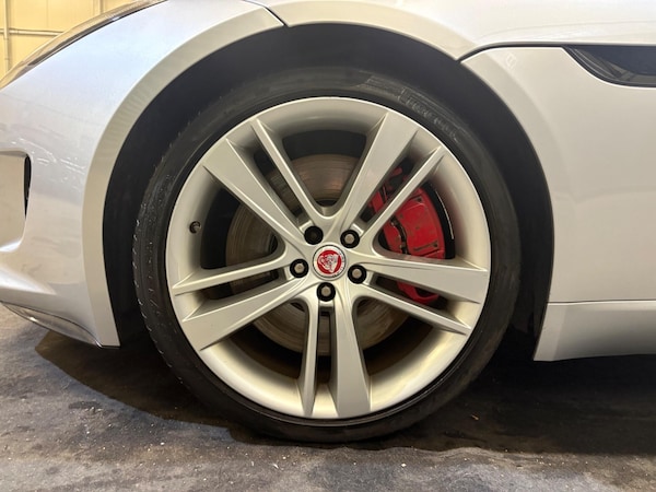 Used Jaguar F-Type 2014 for sale - 76306256: Photo 44