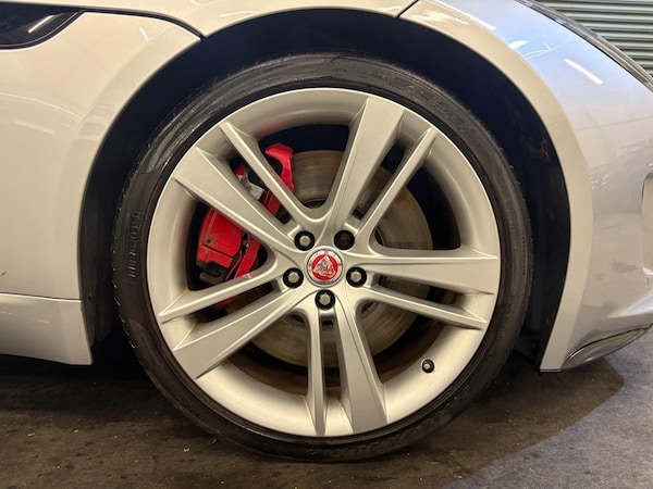 Used Jaguar F-Type 2014 for sale - 76306256: Photo 47