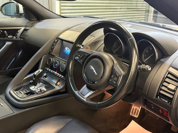 Used Jaguar F-Type 2014 for sale - 76306256: Photo 8