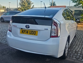 Used Toyota Prius 2014 for sale - 74164468: Photo