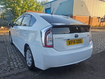 Used Toyota Prius 2014 for sale - 74164468: Photo